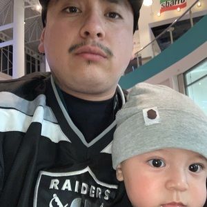 Meet your Posher, Daniel